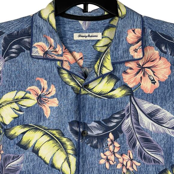 Tommy Bahama Medium Mens Hawaiian Shirt Button-Up Floral Short Sleeve Silk Blend - Picture 2 of 6